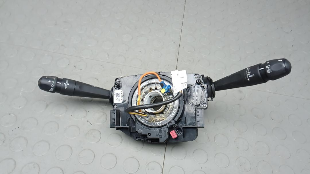 переключатель подрулевой Citroen C4 Grand Picasso 2 поколение 2014, 1.6 л., HDi 8V, дизель, МКПП, минивэн - фото №1