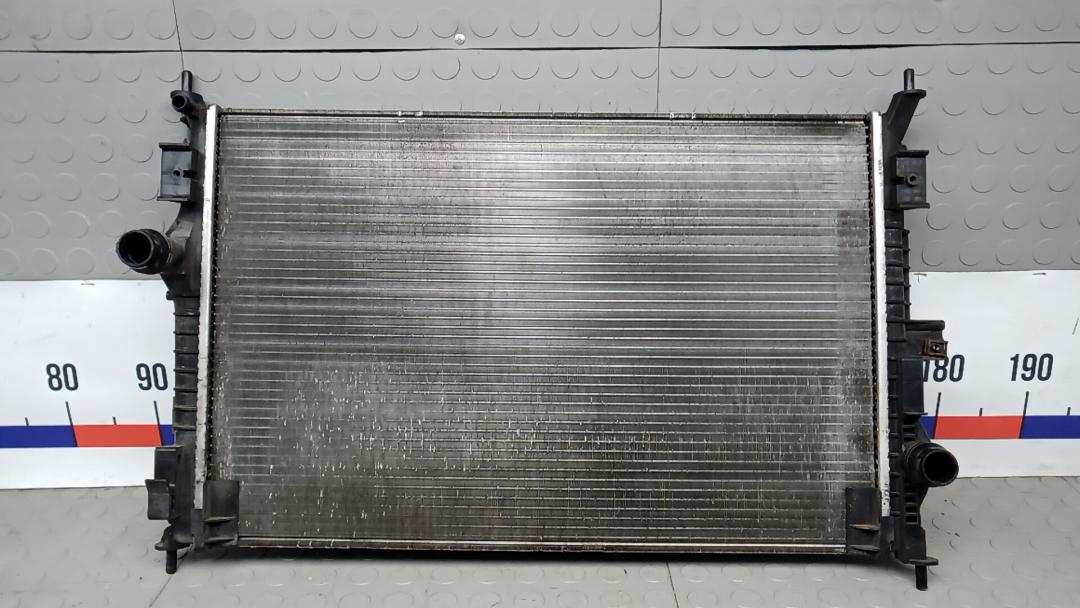 радиатор охлаждения Citroen C4 Grand Picasso 2 поколение 2014, 1.6 л., HDi 8V, дизель, МКПП, минивэн - фото №1
