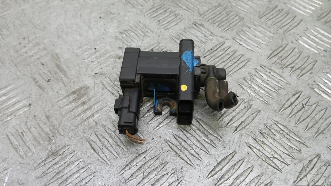 клапан управления турбиной (актуатор) Peugeot 407 1 поколение 2007, 2.0 л., HDi, дизель, МКПП, седан, 9660693180 - фото №1