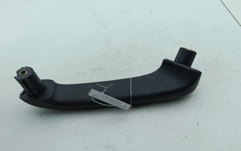 ручка внутренняя задняя правая Volkswagen Passat B3 1993, 1.8 л., бензин, МКПП, серый, универсал, 357867180