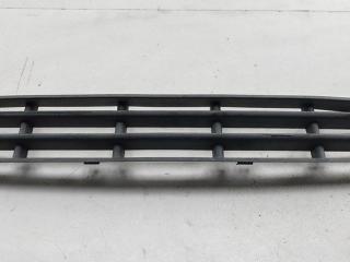 заглушка (решетка) в бампер Volkswagen Golf 4 поколение 1999, 1.4 л., бензин, МКПП, синий, хетчбэк 5 дв., 1J0853677D