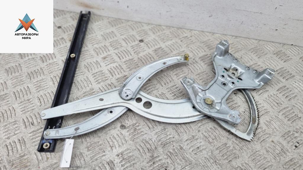 стеклоподъемник электрический передний правый Volkswagen Passat B4 1995, 1.6 л., бензин, МКПП, синий, универсал, 3A0837402D - фото №1