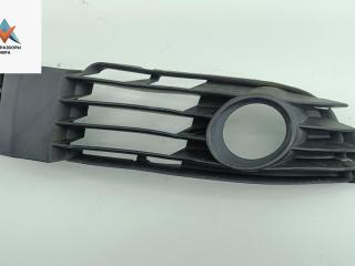 рамка фары противотуманной левой Volkswagen Passat B5 [рестайлинг] 2001, 2.0 л., бензин, МКПП, синий, универсал, 3B0853665C