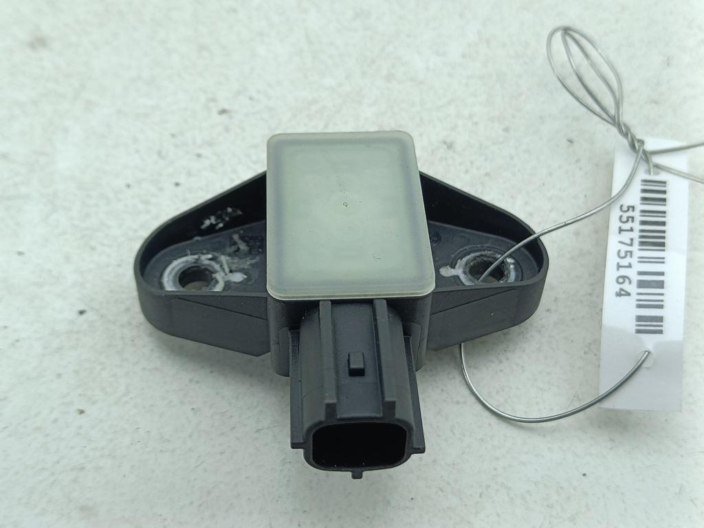 датчик AirBag Volkswagen Passat B6 2008, 1.9 л., дизель, МКПП, красный, универсал, 5N0959354