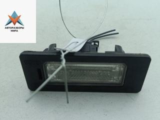 подсветка номера Volkswagen Passat B6 2008, 2.0 л., дизель, АКПП, чёрный, универсал, 8T0943021