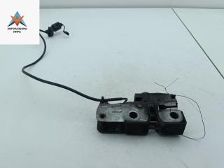 замок капота Volkswagen Passat B6 2008, 2.0 л., дизель, МКПП, чёрный, универсал, 3C1823509D