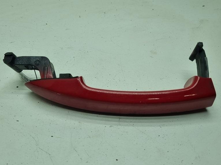 ручка наружная задняя правая Volkswagen Passat B6 2008, 1.9 л., дизель, МКПП, красный, универсал, 3C0837210