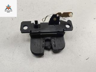 замок багажника Volkswagen Touareg 1 поколение 2003, внедорожник 5 дв., 7L6827505