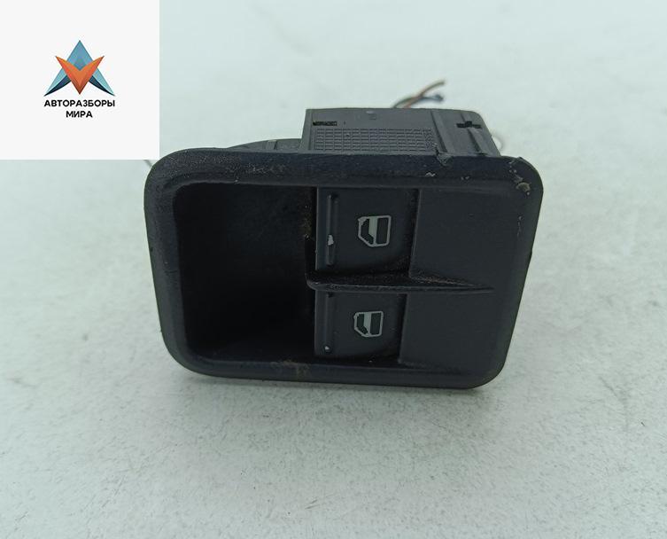 блок управления стеклоподъемниками Skoda Roomster 1 поколение 2008, 1.9 л., дизель, МКПП, синий, фургон, 5J0867171A - фото №1