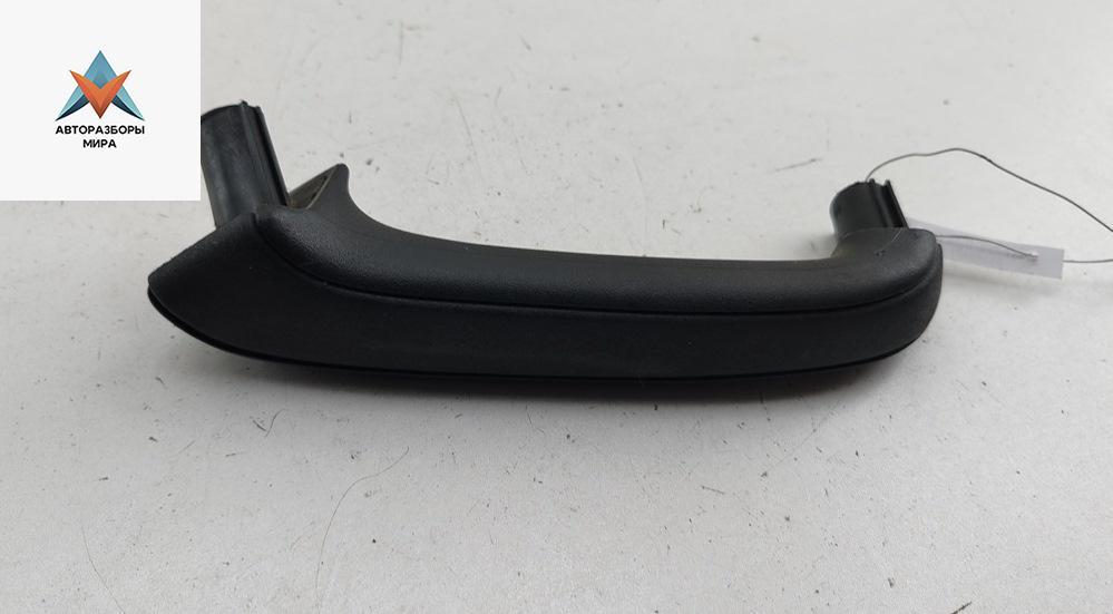 ручка внутренняя передняя правая Volkswagen Passat B3 1993, 1.8 л., бензин, МКПП, серый, универсал, 357867180 - фото №1