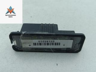 подсветка номера Volkswagen Golf 4 поколение 1999, 1.6 л., бензин, МКПП, синий, хетчбэк 5 дв.