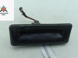 кнопка открытия багажника Skoda Fabia 2 поколение (5J) 2009, 1.2 л., бензин, МКПП, красный, универсал, 5J0827229