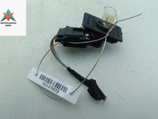 подсветка номера Volkswagen Golf 3 поколение 1995, 1.8 л., бензин, АКПП, синий, хетчбэк 3 дв., 1H6943167B