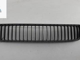 заглушка (решетка) в бампер Skoda Fabia 2 поколение (5J) 2009, 1.2 л., бензин, МКПП, красный, универсал, 5J0853677