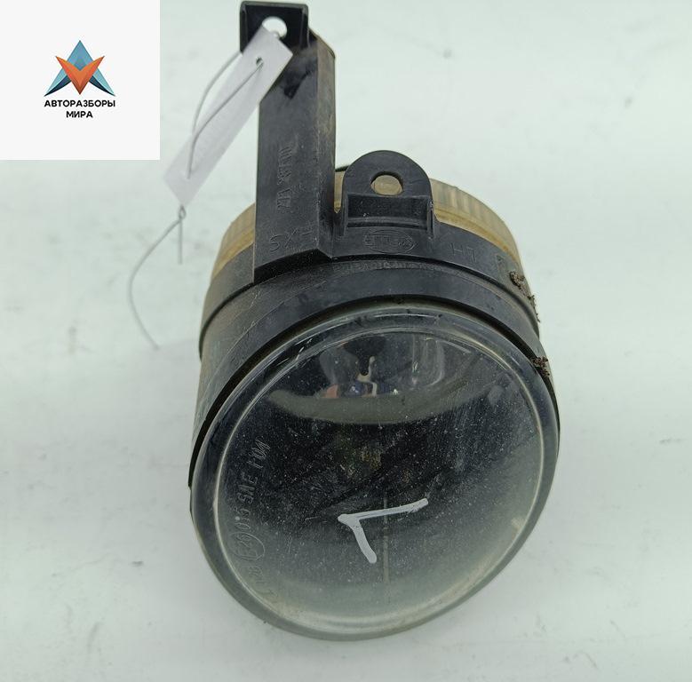 фара противотуманная левая Volkswagen Caddy 3 поколение 2006, 1.9 л., дизель, АКПП, серый, фургон, 27128700 - фото №1