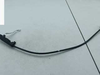 трос капота Volkswagen Passat B5 1999, 1.6 л., бензин, МКПП, синий, универсал, 3B1823535B