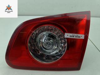 фонарь крышки багажника правый Volkswagen Passat B6 2010, 1.6 л., бензин, МКПП, серый, универсал, 3C9945094