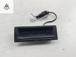 кнопка открытия багажника Volkswagen Touareg 1 поколение 2003, 2.5 л., дизель, АКПП, чёрный, внедорожник 5 дв., 1J0827566F
