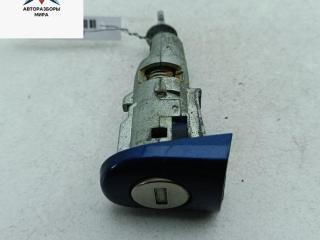 личинка дверного замка Skoda Roomster 1 поколение 2008, 1.9 л., дизель, МКПП, синий, фургон, 5J0837167