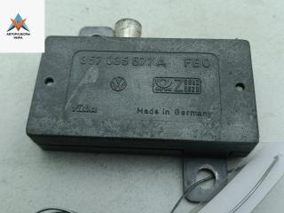 усилитель антенны Volkswagen Passat B3 1993, 1.8 л., бензин, МКПП, серый, универсал, 357035577A