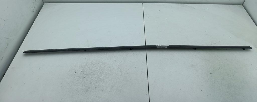 молдинг двери передней правой Volkswagen Golf-4 2002, 1.4 л., бензин, МКПП, чёрный, хетчбэк 5 дв., 1J4853516