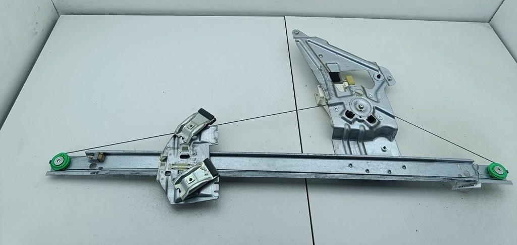 стеклоподъемник электрический передний левый Mercedes-Benz Sprinter W906 2011, 2.2 л., дизель, МКПП, синий, микроавтобус, 9067200046