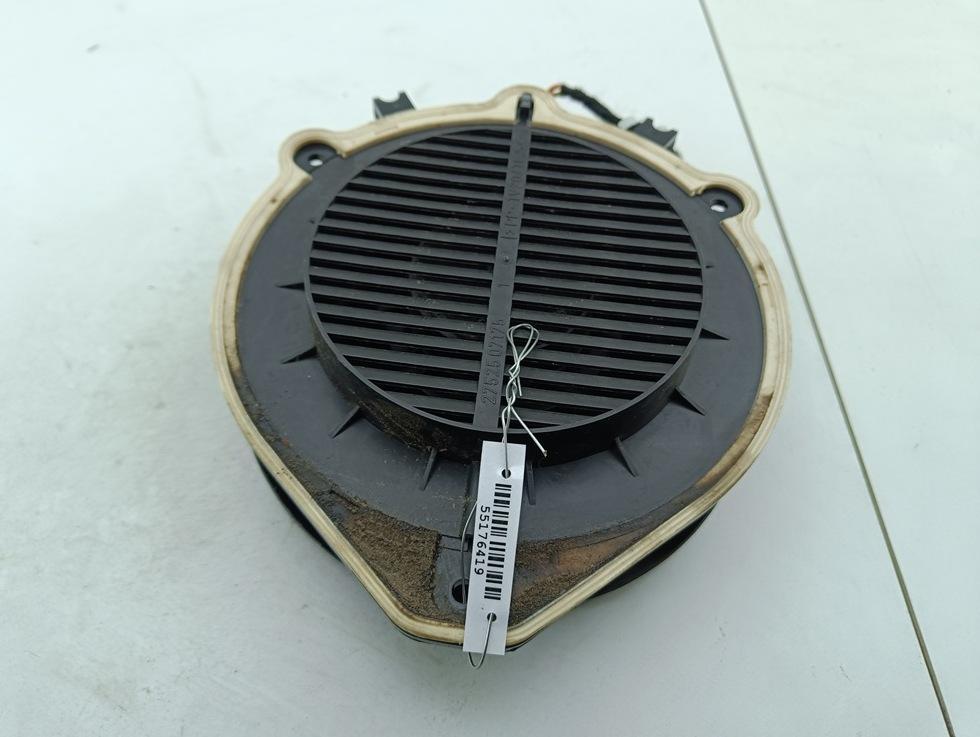 динамик двери Audi A4 B6 2002, 1.9 л., дизель, МКПП, серый, универсал, 8E0035411