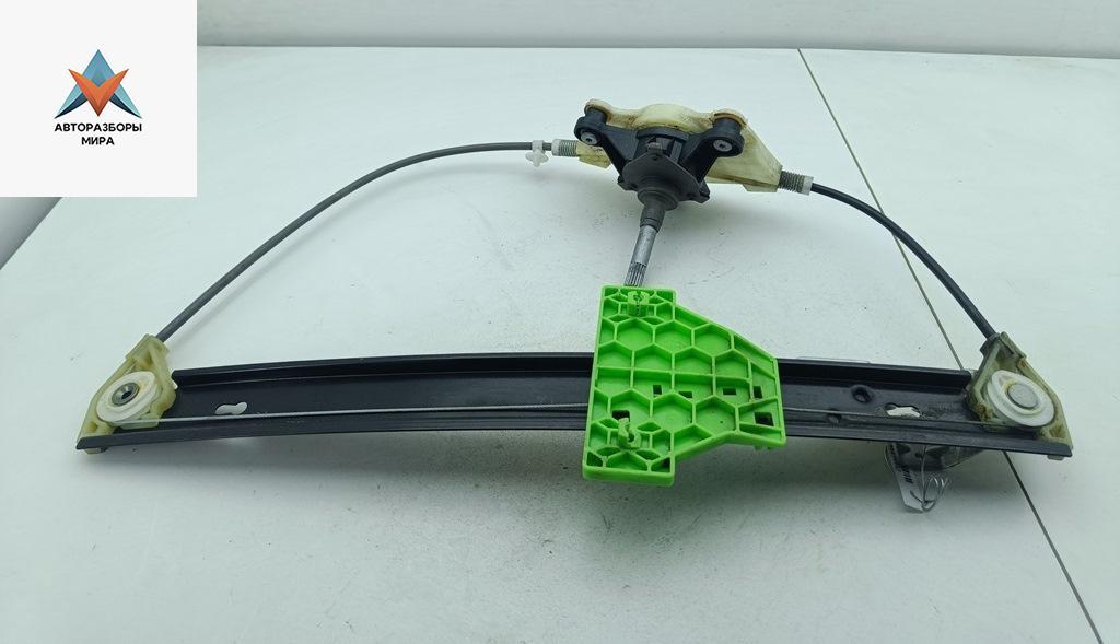 стеклоподъемник задний правый Audi A4 B6 2001, 2.0 л., бензин, МКПП, серый, седан, 8E0839462 - фото №1