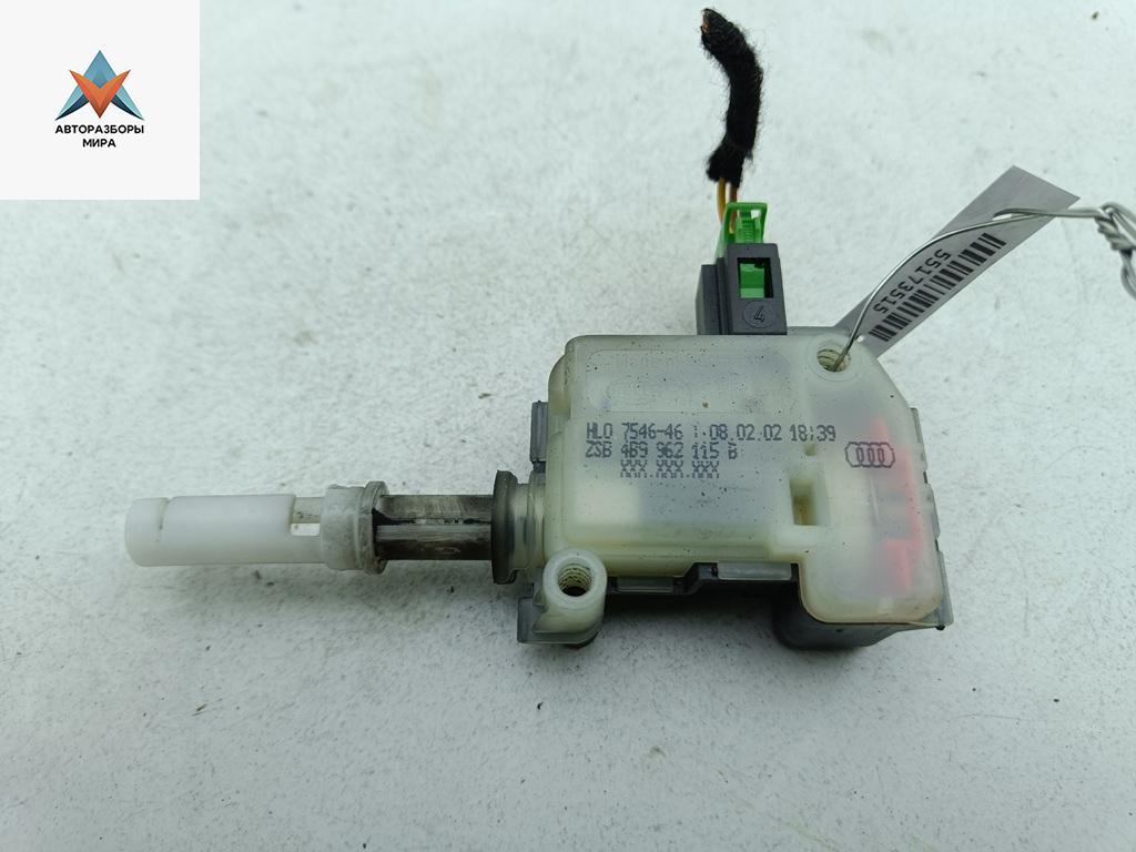 активатор замка багажника Audi A4 B6 2002, 1.9 л., дизель, МКПП, серый, универсал, 4B9962115B - фото №1