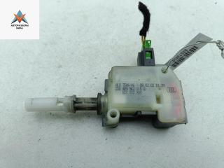 активатор замка багажника Audi A4 B6 2002, 1.9 л., дизель, МКПП, серый, универсал, 4B9962115B