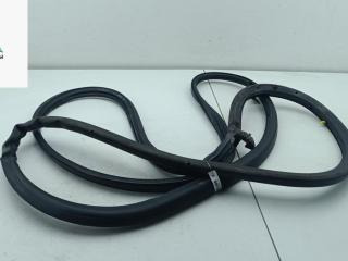 уплотнитель двери Audi A4 B7 2004, 2.0 л., бензин, МКПП, синий, седан