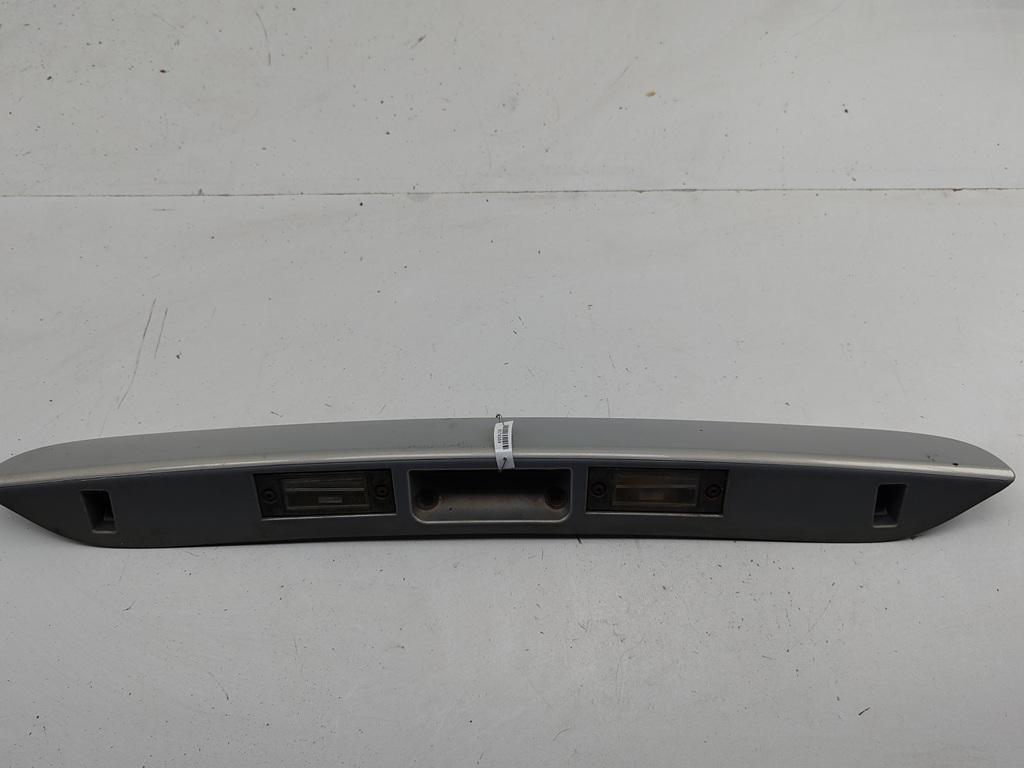 накладка подсветки номера Chrysler Voyager 2001, 2.4 л., бензин, МКПП, серый, минивэн, SR5684