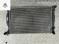 радиатор охлаждения Audi A4 B6 2001, 2.0 л., бензин, АКПП, серый, универсал, 8E0121251 - фото №3
