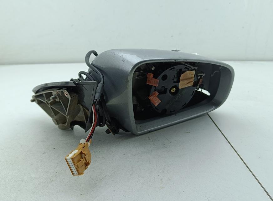 зеркало правое Audi A4 B6 2002, 1.9 л., дизель, МКПП, серый, универсал