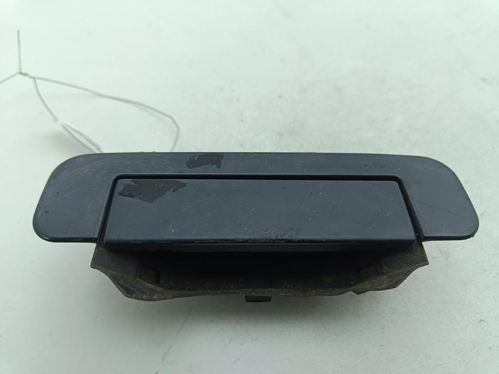ручка наружная задняя правая Audi A4 B5 1995, 1.8 л., бензин, АКПП, красный, седан, 4A0839206