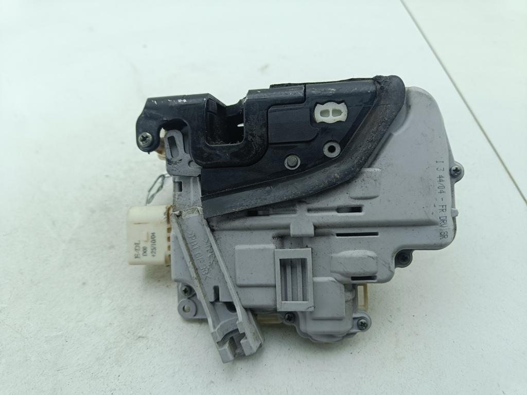 замок двери передней левой Audi A4 B7 2004, 2.0 л., бензин, МКПП, синий, седан, 8E1837015AA