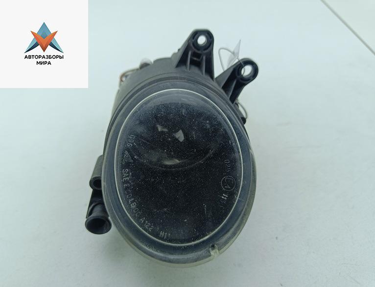 фара противотуманная правая Audi A4 B6 2001, 1.8 л., Ti, бензин, МКПП, чёрный, седан, 0305063002 - фото №1