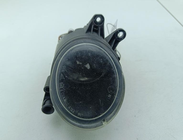 фара противотуманная правая Audi A4 B6 2001, 1.8 л., Ti, бензин, МКПП, чёрный, седан, 0305063002