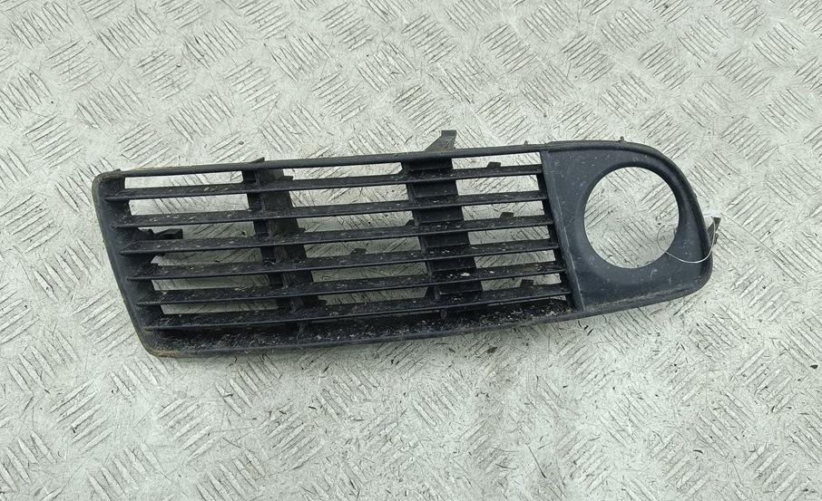 рамка фары противотуманной правой Audi A6 C5 2000, 2.5 л., дизель, АКПП, красный, универсал, 4B0807682R