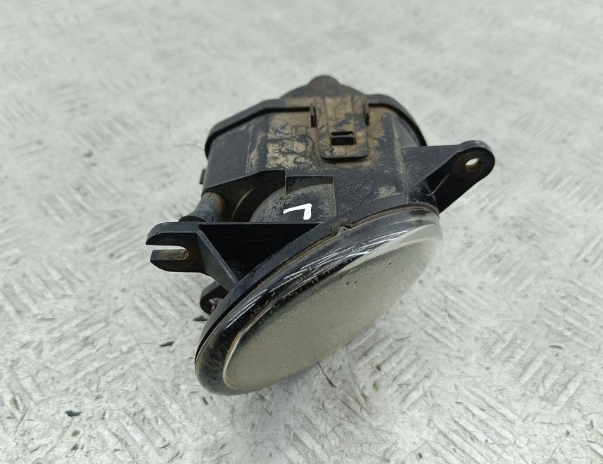 фара противотуманная левая Audi A6 C5 2002, 2.5 л., дизель, АКПП, синий, универсал