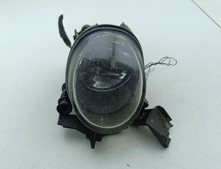 фара противотуманная правая Audi A4 B7 2005, 3.0 л., дизель, АКПП, серый, универсал, 89210614