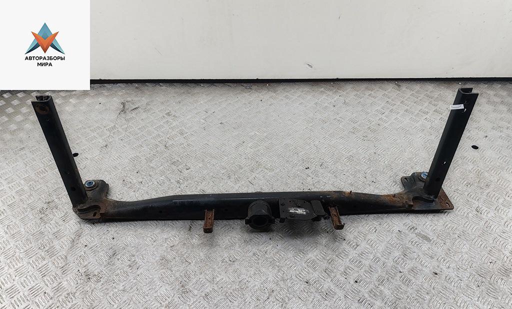 прицепное устройство (фаркоп) Audi A6 4A/C4 1997, 1.8 л., бензин, МКПП, серый, универсал, WESTFALIA305112 - фото №1