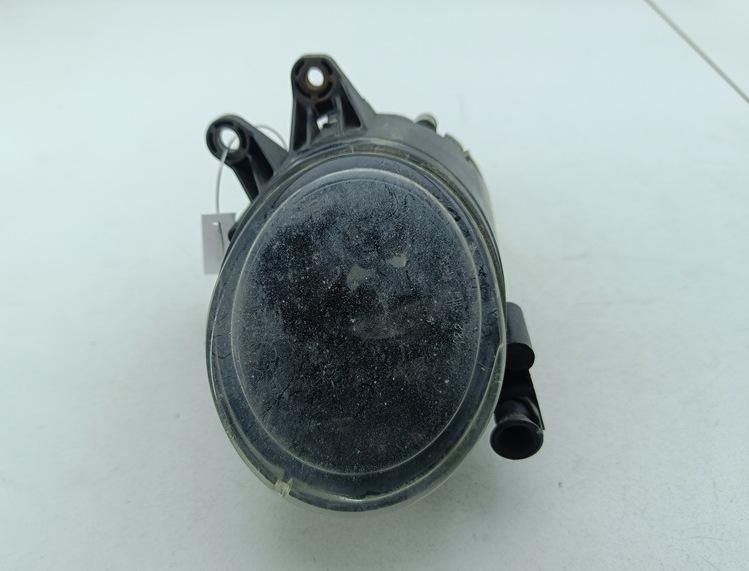 фара противотуманная левая Audi A4 B6 2003, 2.4 л., бензин, АКПП, серый, универсал, 8E0941699B