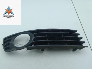 рамка фары противотуманной правой Audi A4 B6 2003, 2.4 л., бензин, АКПП, серый, универсал, 8E0807682