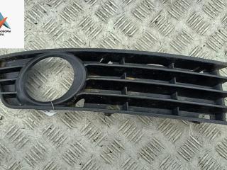 заглушка (решетка) в бампер Audi A4 B6 2001, 2.0 л., бензин, АКПП, серый, универсал, 8E0807682A