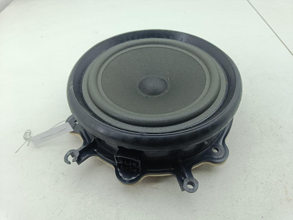 динамик двери Audi A4 B7 2004, 2.0 л., бензин, МКПП, синий, седан, 8E0035411