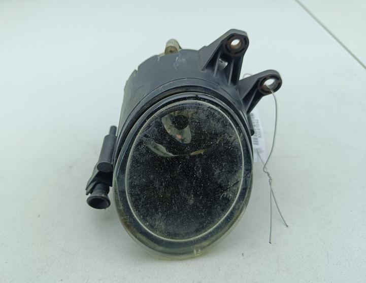 фара противотуманная правая Audi A4 B6 2003, 2.4 л., бензин, АКПП, серый, универсал, 8E0941700B