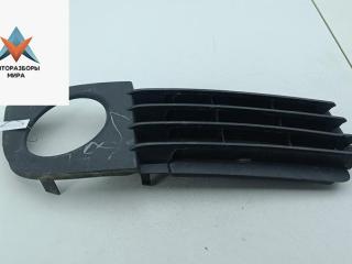 рамка фары противотуманной правой Audi A6 4B/C5 [рестайлинг] 2004, 2.5 л., дизель, АКПП, серый, универсал, 4B0807682T
