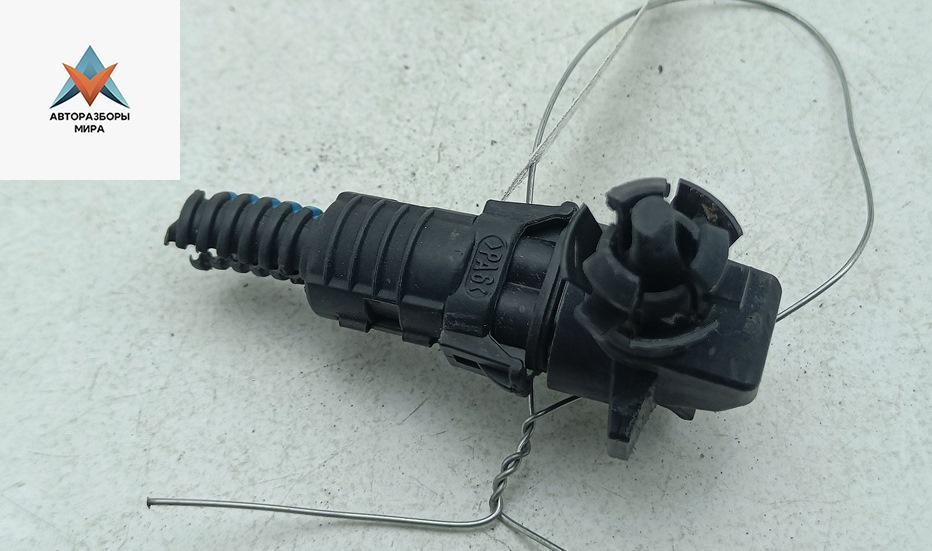 датчик температуры Opel Zafira 1 поколение (A) 2002, 2.2 л., бензин, МКПП, серый, седан, 09252245 - фото №1