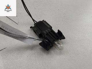 подсветка номера Volkswagen Transporter T4 2001, 2.5 л., дизель, МКПП, белый, микроавтобус, ULO75370